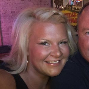 Meet your Posher, Robyn